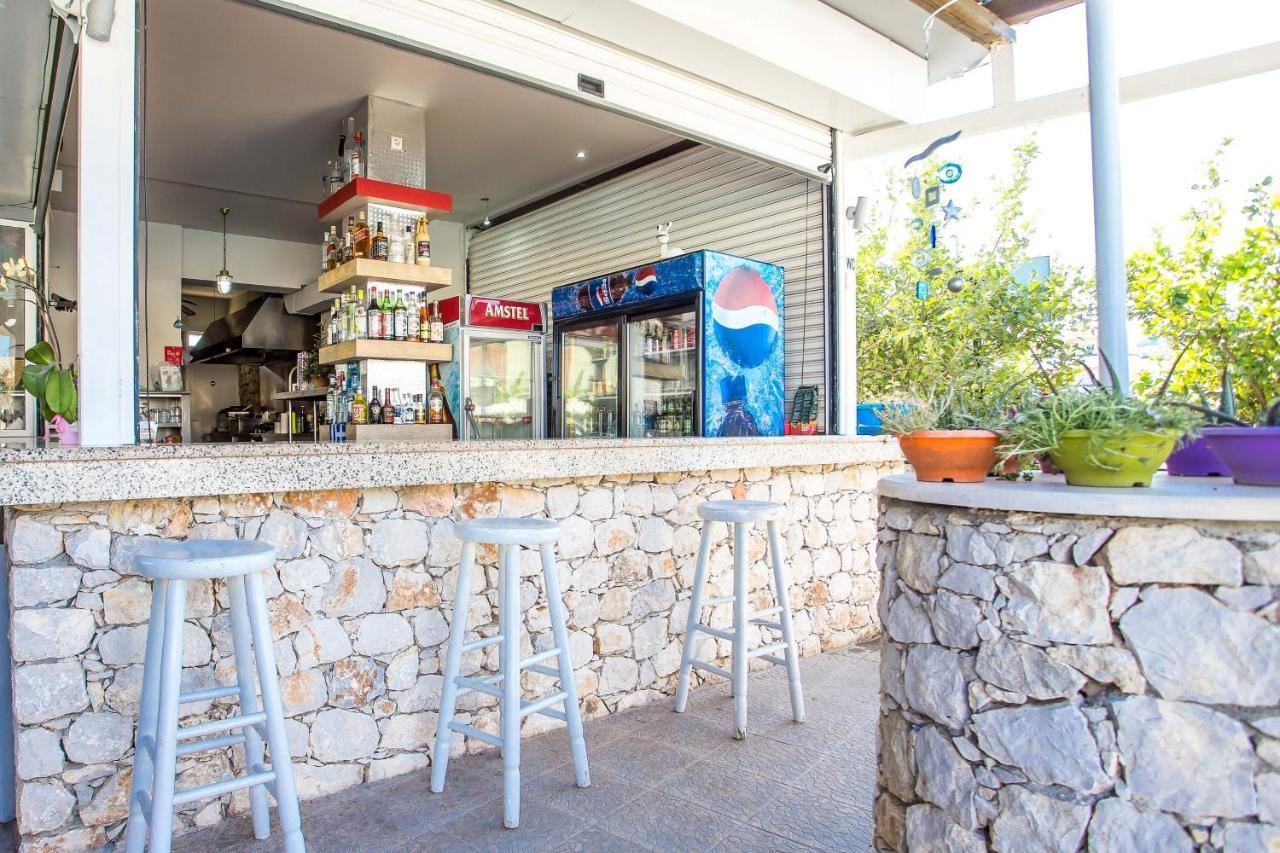 Vickys Aparthotel