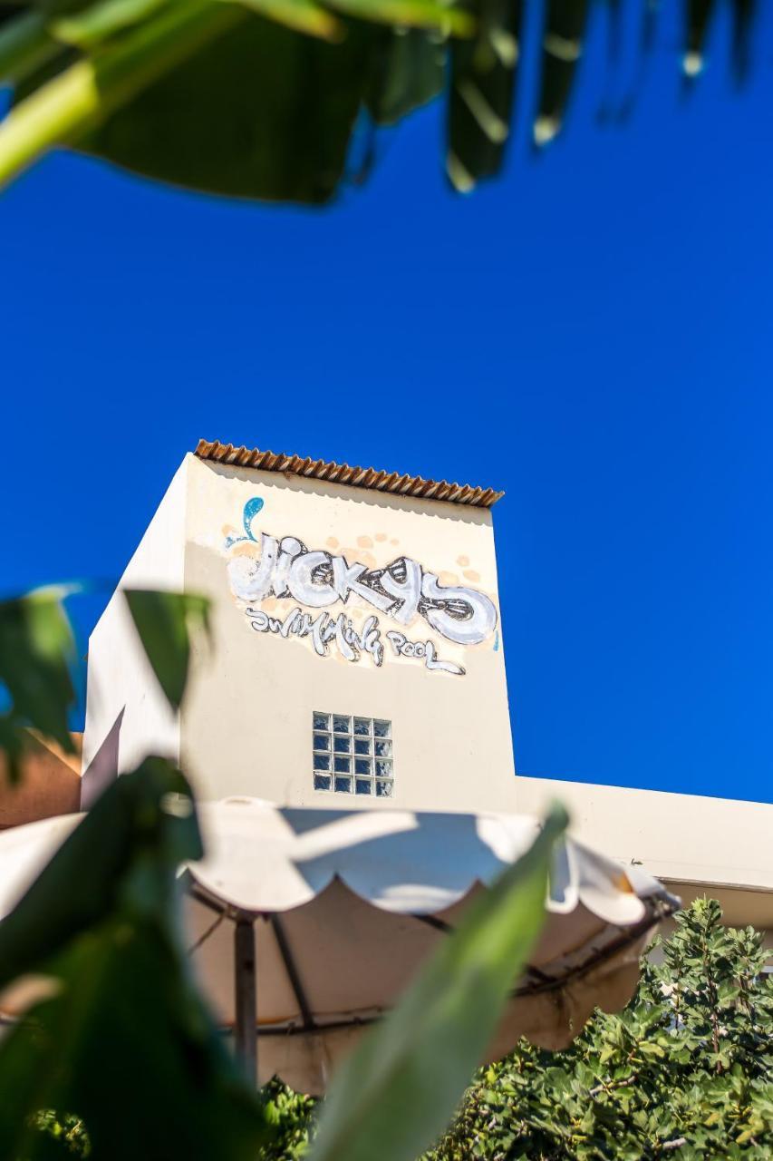 Apart Otel Vickys Faliraki Rhodes City